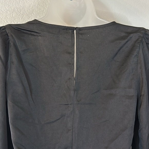 ASTR THE LABEL  Black Keyhole Cutout Top Size X-small NWT - Picture 10 of 13